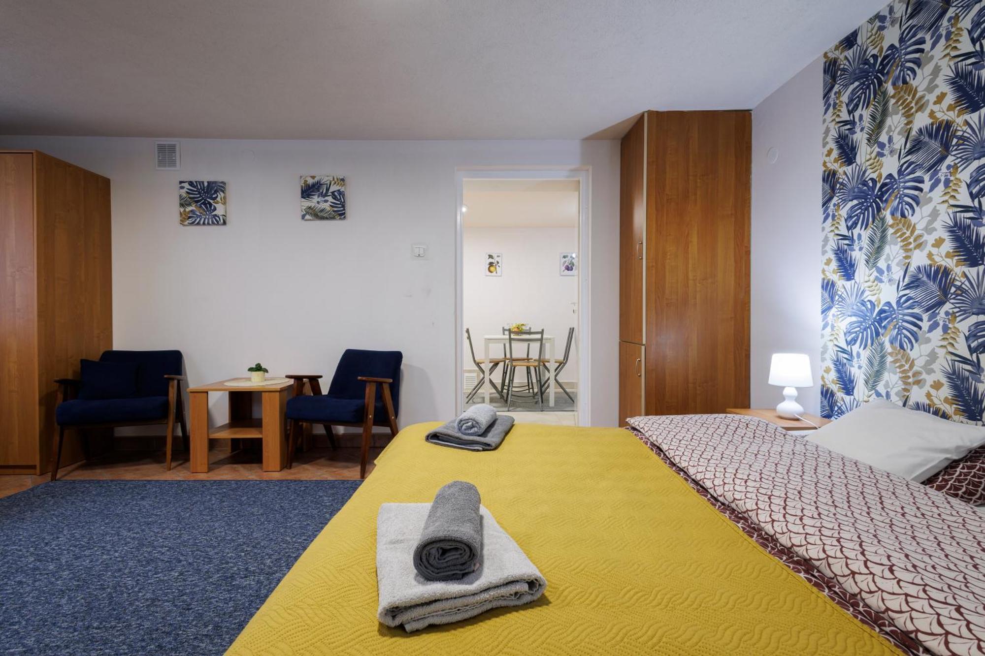 Apartament Przy Parku *